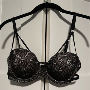 Victoria’s Secret Very Sexy Muti-Way/Multiposition padded